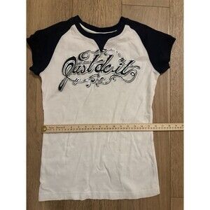 Women’s Nike Y2K “just do it” graffiti T Shirt 100% Cotton Size XL